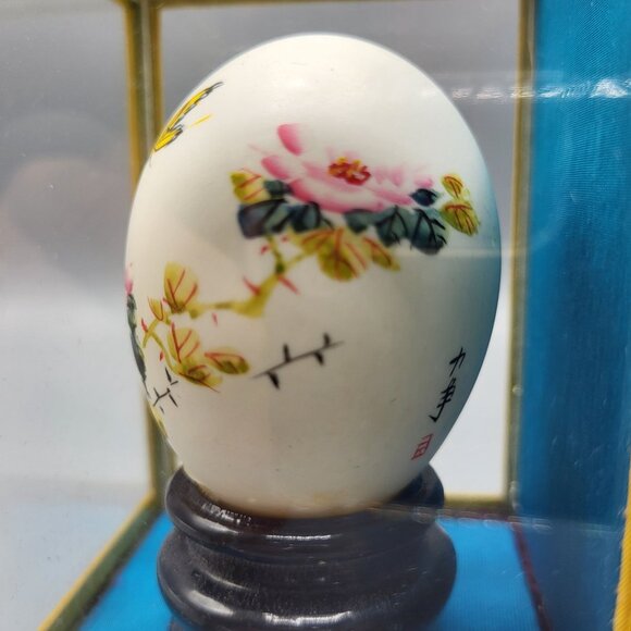 Vintage Chinese Hand Painted Decorative Egg In Display Case Floral Butterfly - Picture 7 of 12